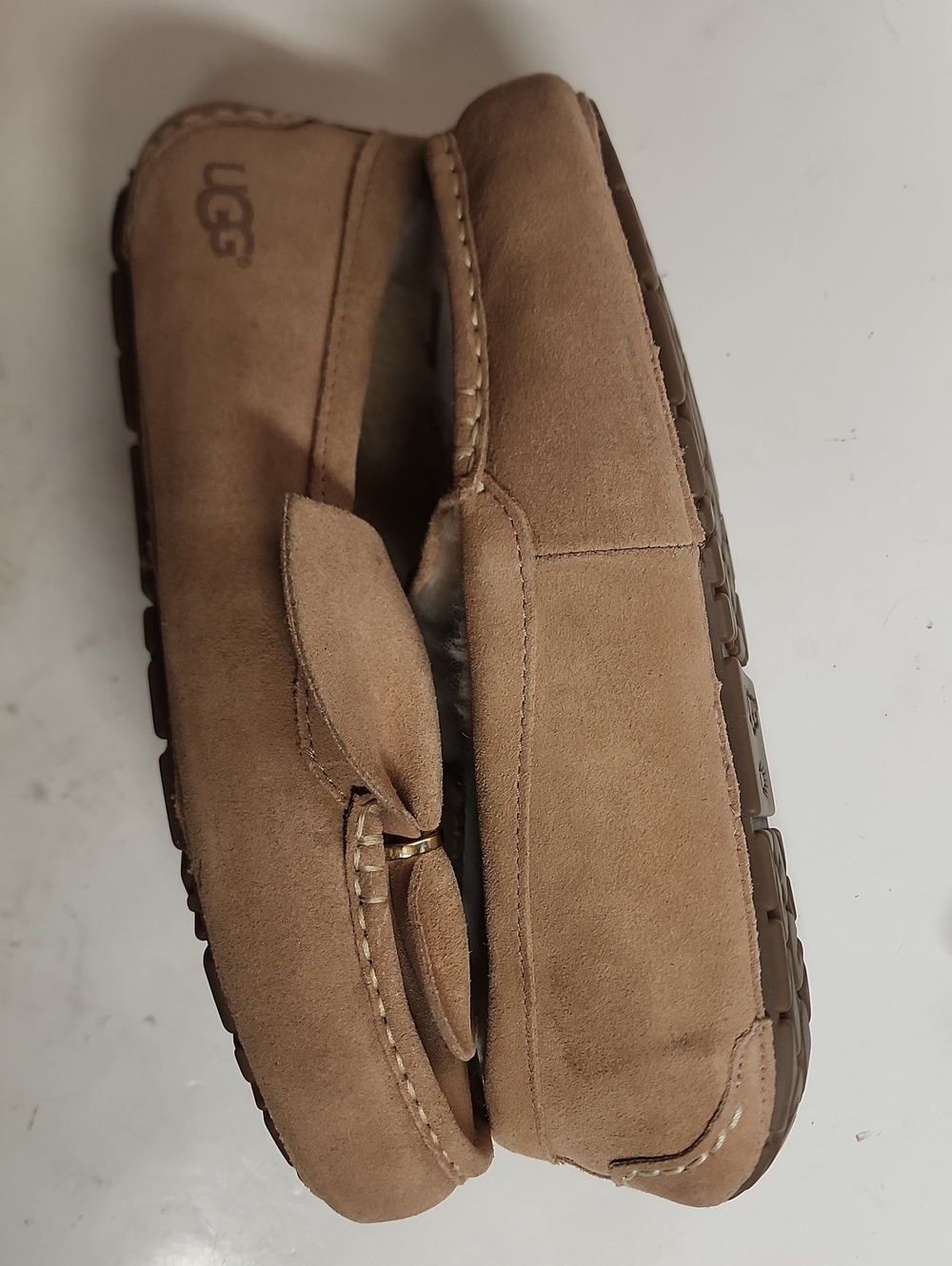 UGG Sand Suede Bow Lined Slip-On Moccasins Soft 100% Wool Footbed Size 10 - Picture 6 of 13